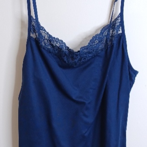 APT 9 Essentials. Floral Lace Jacquard Lace Cami Slip Top. Large. Dark Navy - Picture 1 of 14